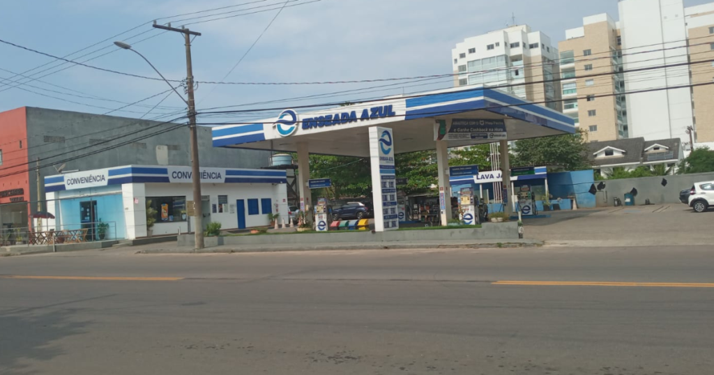 Posto Enseada Azul: Abasteça sua jornada a qualquer hora 4
