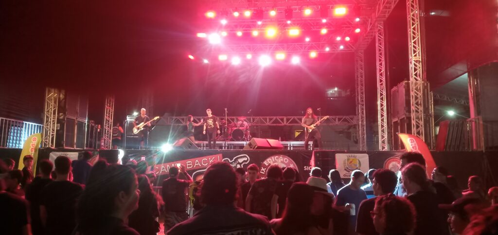 Show no moto rock Guarapari