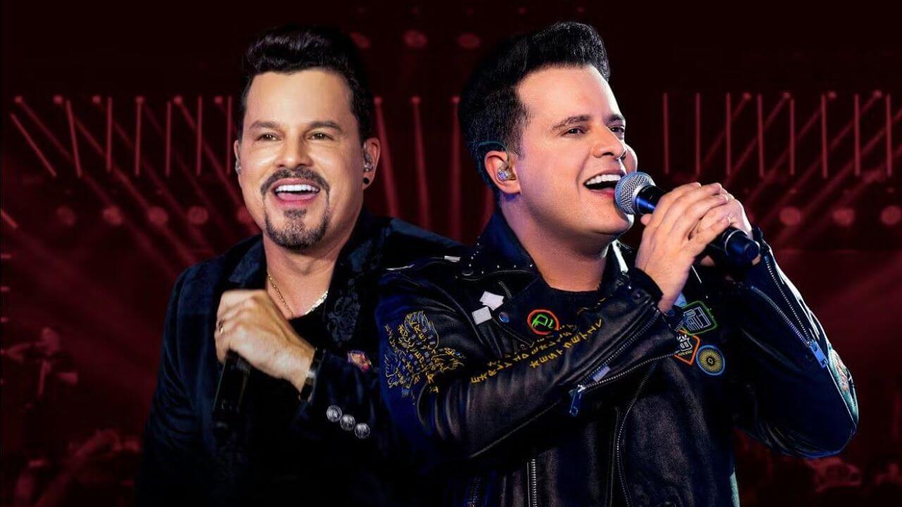 Celebração do Aniversário de Guarapari Shows de Molejo e João Neto e Frederico na Praia do Morro