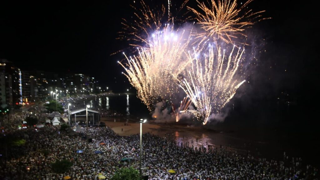 Réveillon em Guarapari 2024/25: A Melhor Escolha para Sua Virada de Ano 4 Réveillon em Guarapari 2024: A Melhor Escolha para Sua Virada de Ano
