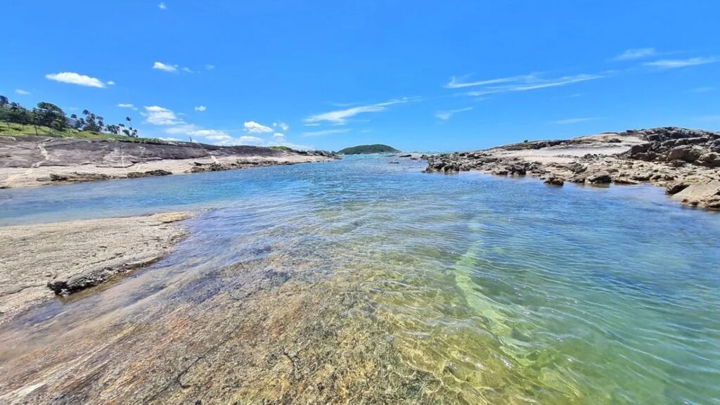 As 5 Melhores Praias de Meaípe: Um Paraíso Escondido em Guarapari
