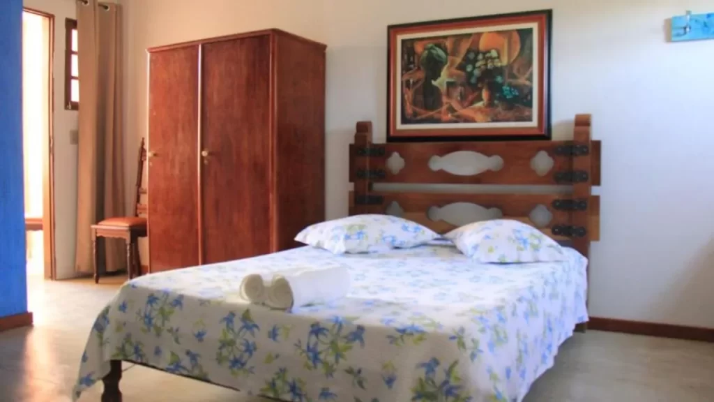 Pousada Bela Vista: Um Refúgio de Beleza Natural e Conforto 2 Desperte seus sentidos e renove sua alma em meio à natureza exuberante da Pousada Bela Vista.