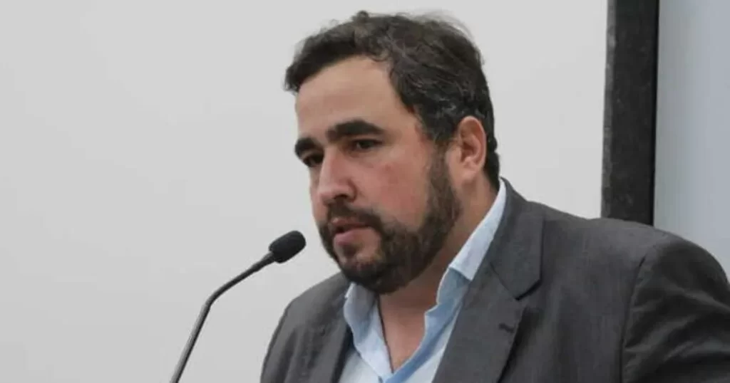 Os Desafios do Novo Prefeito de Guarapari: Rumo ao Progresso da Cidade 5 Os Desafios do Novo Prefeito de Guarapari Rumo ao Progresso da Cidade