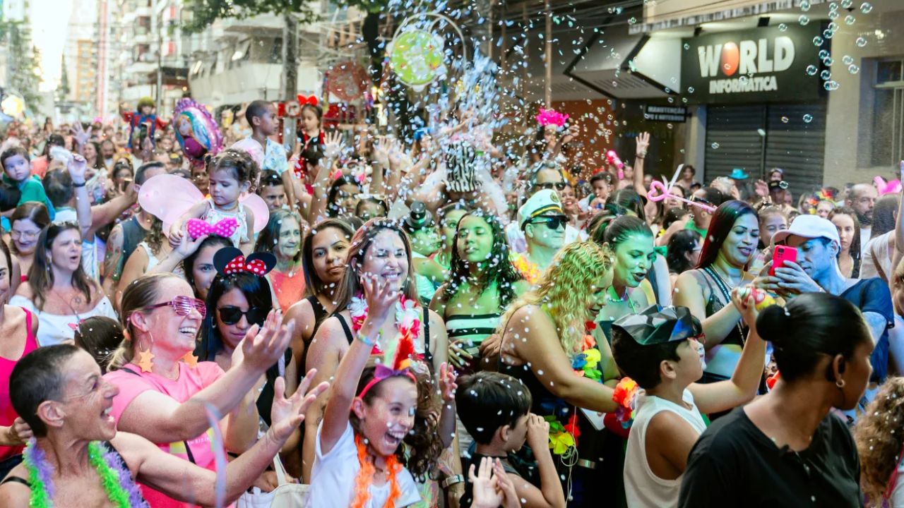 Programação dos Blocos de Carnaval em Guarapari – Terça-feira, 4 de Março de 2025 (1)