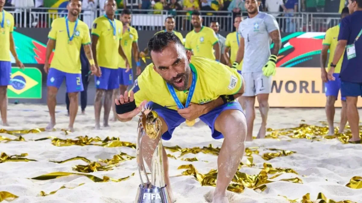 Seleções Brasileiras de Beach Soccer treinam em Meaípe com amistosos abertos ao público