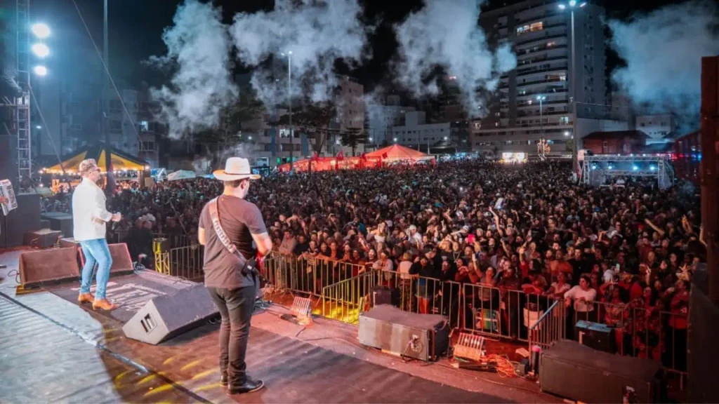 Festa da Cidade de Guarapari terá quatro dias de programação com shows, rodeio e atrações para toda a família