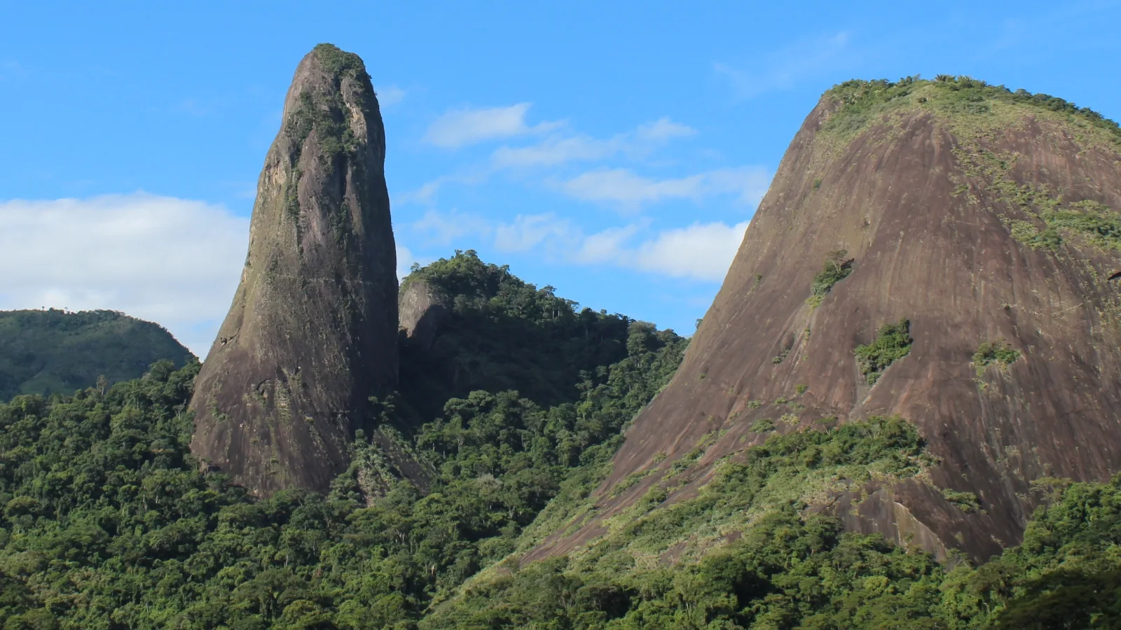 Pico do Itabira, cartão-postal de Cachoeiro de Itapemirim